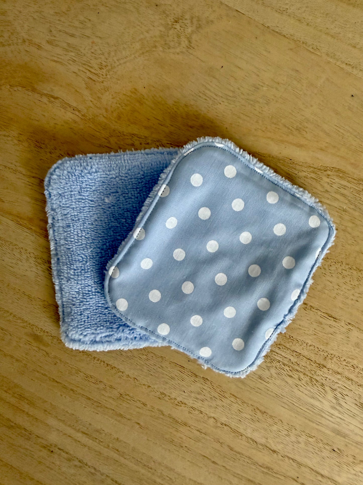 Coton Démaquillant à Pois Bleu