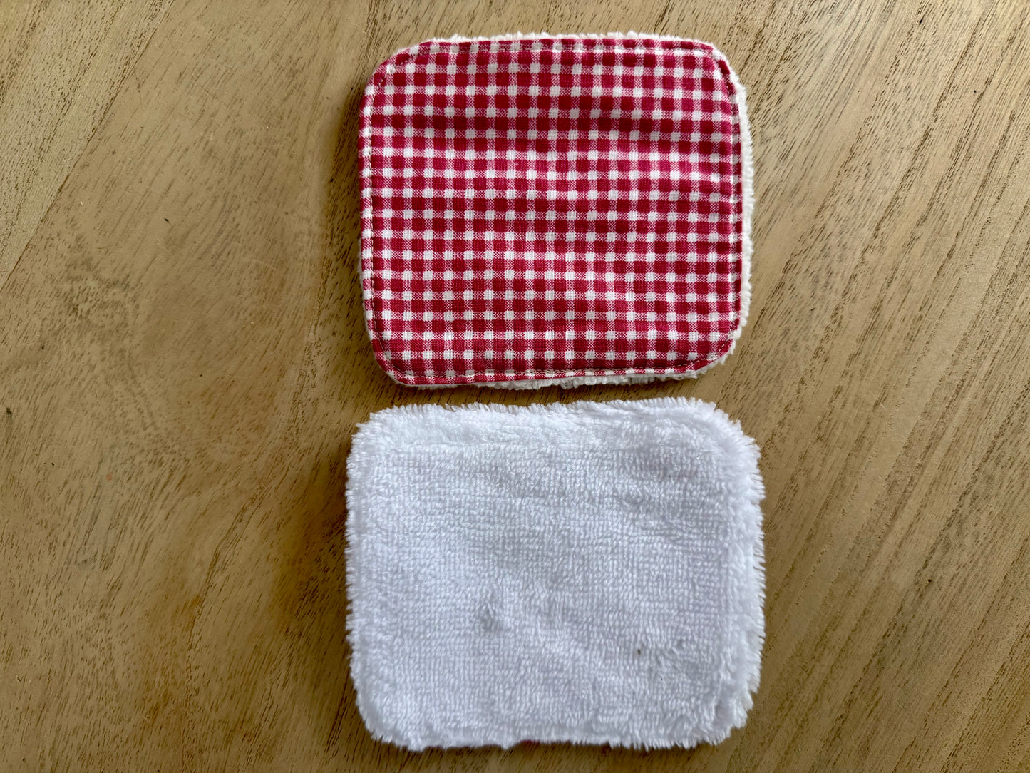 Coton Démaquillant Vichy Rouge